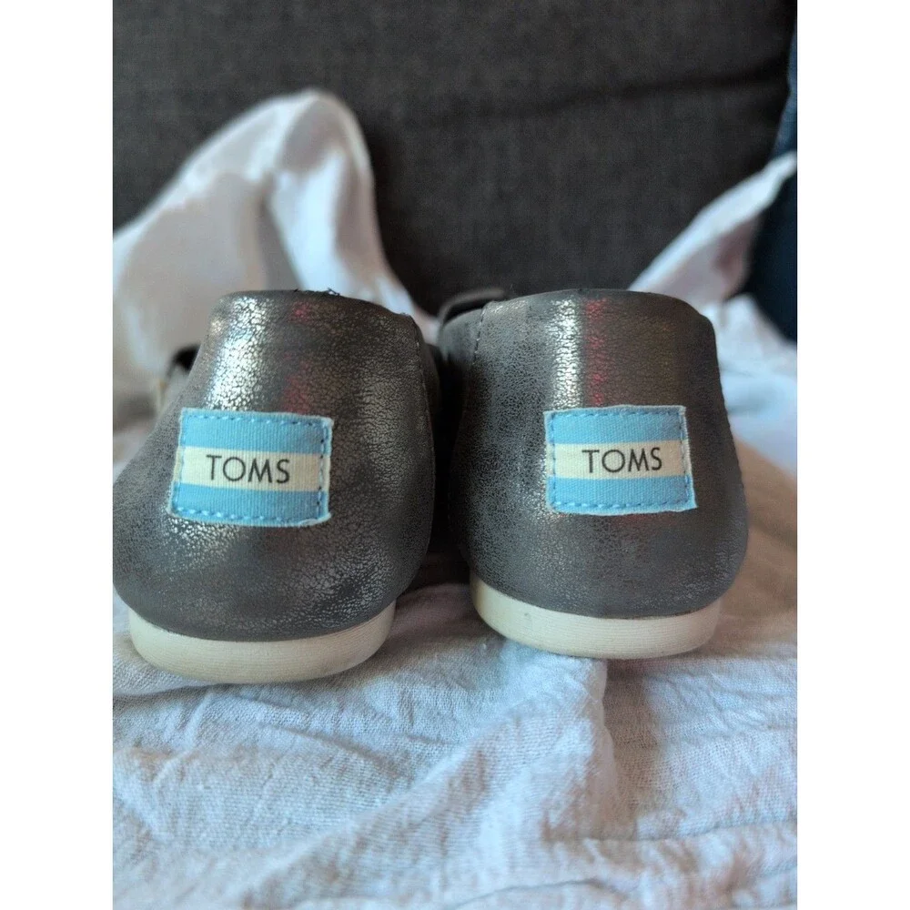 Toms Holographic Silver Slip On Alpargata Shoes Women’s Size 8
